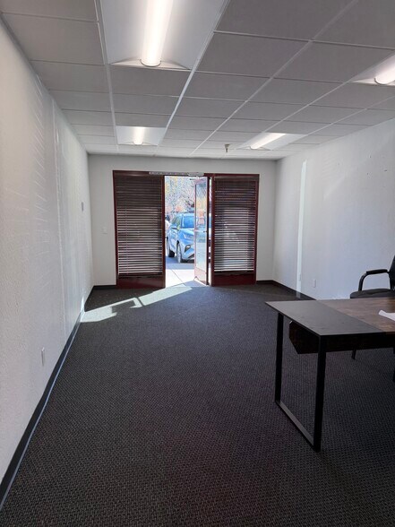 More Photos Of 12242 Business Park Dr, Truckee Office Residential For Lease