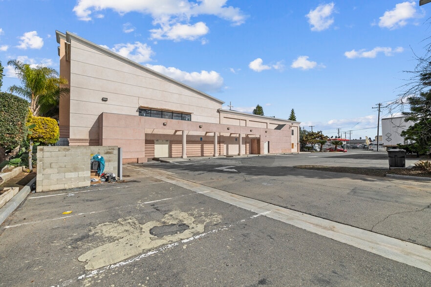 More Photos Of 8132 Garden Grove Blvd, Garden Grove Religious Facility For Sale