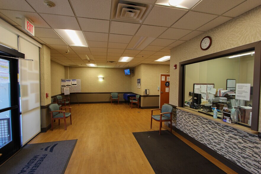 More Photos Of 9432 Venice Blvd, Culver City Medical For Sale