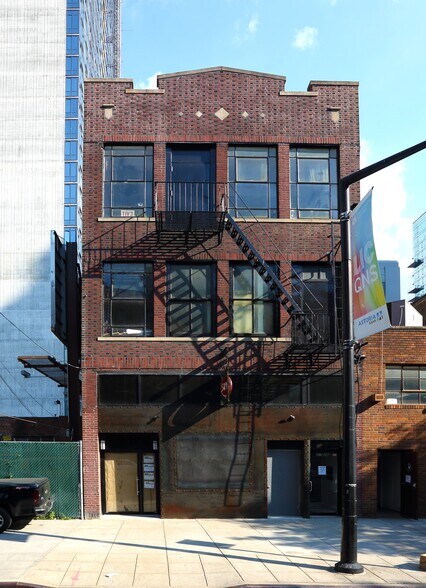 Primary Photo Of 27-26 Jackson Ave, Long Island City Storefront Retail Office For Lease