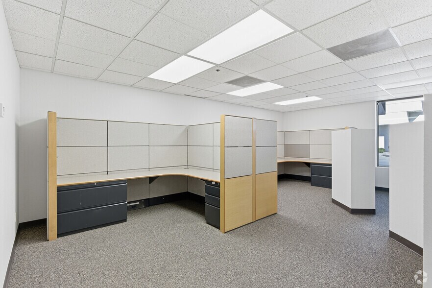 More Photos Of 41593 Winchester Rd, Temecula Office For Lease