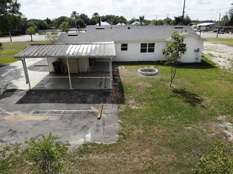 More Photos Of 1005 N Church Ave, Mulberry Medical For Lease