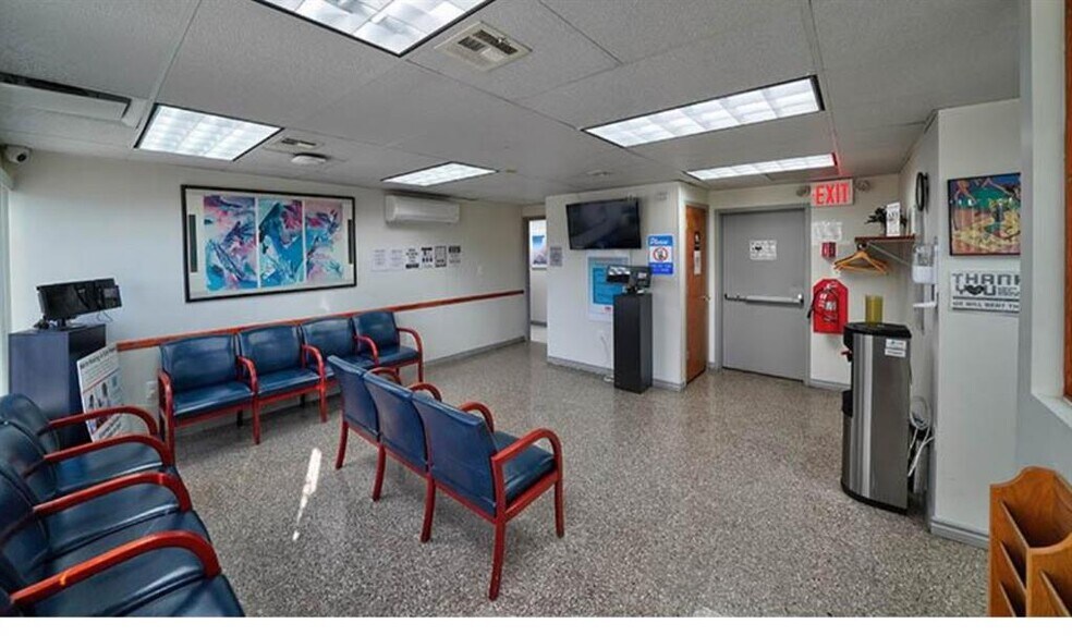 More Photos Of 3041 Avenue U, Brooklyn Medical For Lease