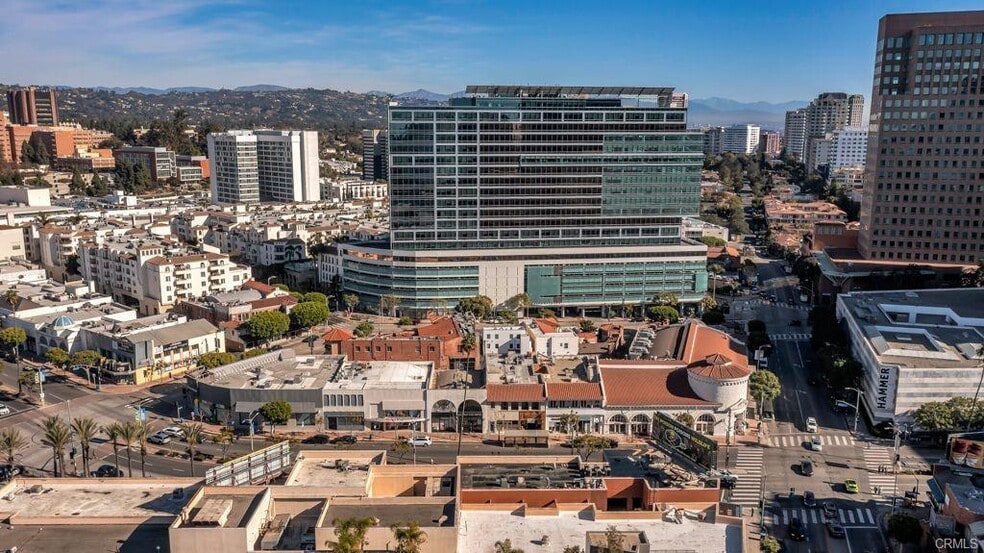 More Photos Of 1147 Westwood Blvd, Los Angeles General Retail For Lease