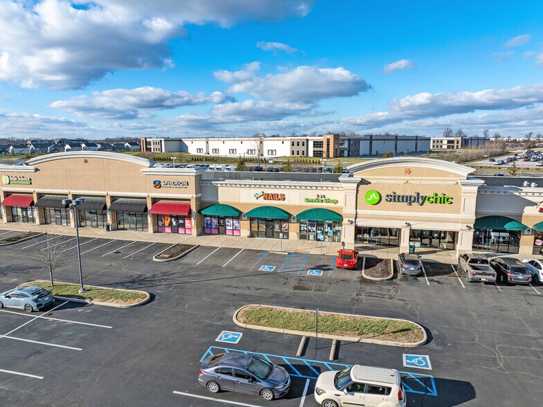More Photos Of 160 Plainfield Village Dr, Plainfield General Retail For Sale