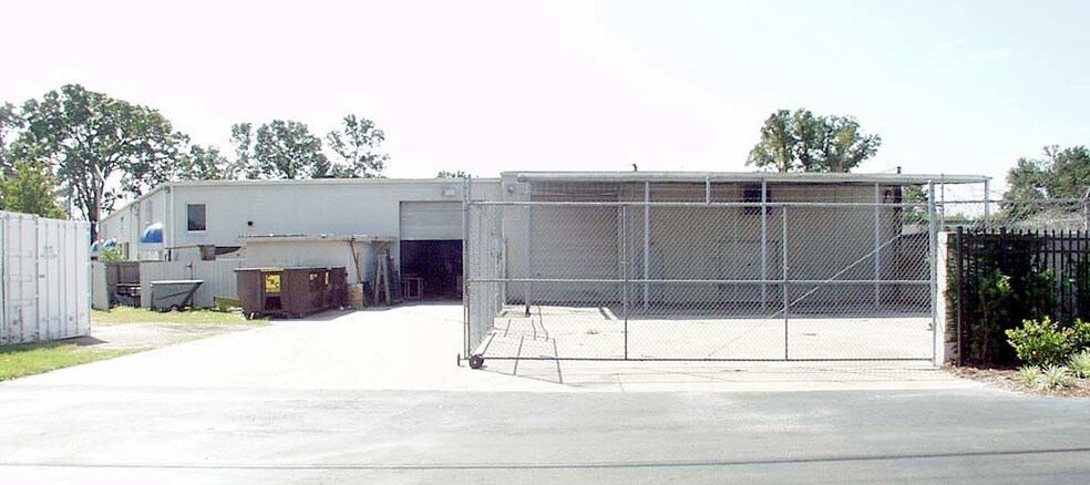 More Photos Of 1400 N Orange Blossom Trl, Orlando Warehouse For Sale