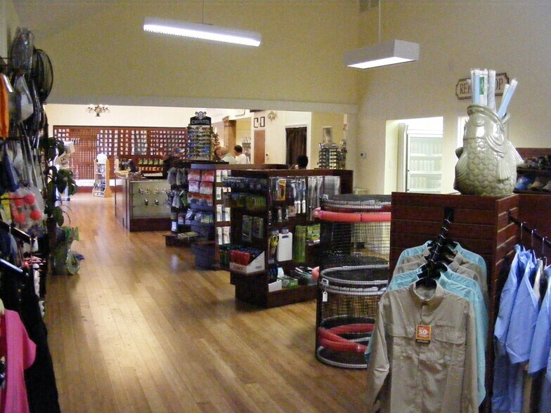 More Photos Of 102970 Overseas Hwy, Key Largo Storefront Retail Office For Sale
