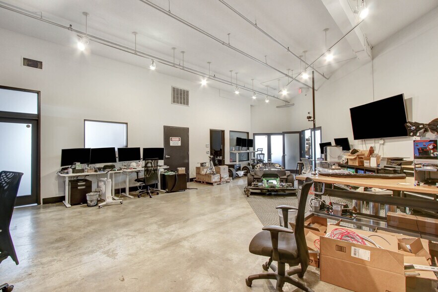 More Photos Of 1438-1444 9th St, Santa Monica Loft Creative Space For Lease