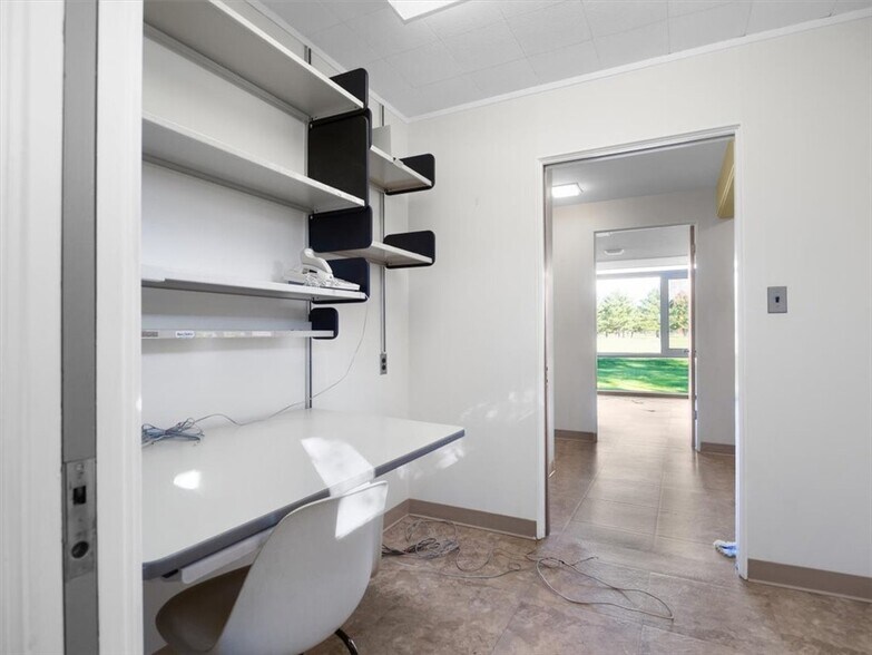 More Photos Of 5973 Walworth Rd, Ontario Medical For Sale