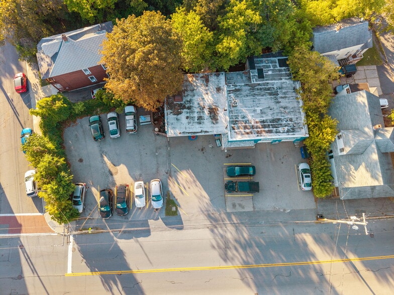 More Photos Of 1907 Van Vranken Ave, Schenectady Auto Repair For Sale