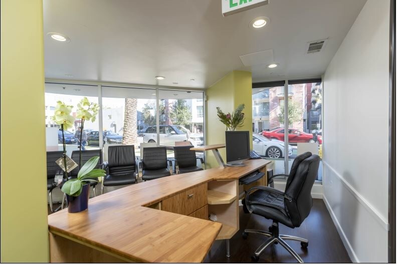 More Photos Of 1418 7th St, Santa Monica Apartments For Lease