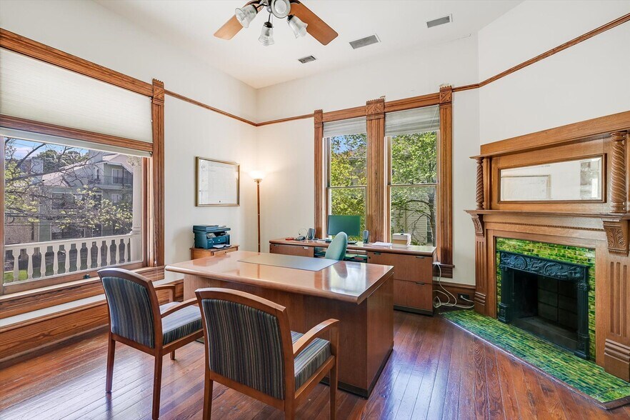 More Photos Of 2210 San Gabriel St, Austin Office Residential For Sale