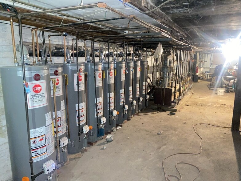 More Photos Of 255-257 Lake St, Newark Apartments For Sale