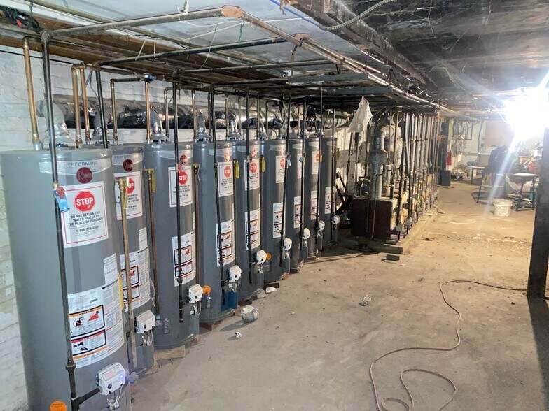 More Photos Of 255-257 Lake St, Newark Apartments For Sale