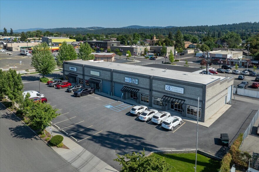 More Photos Of 2018 E Riverside Ave, Spokane Flex For Lease