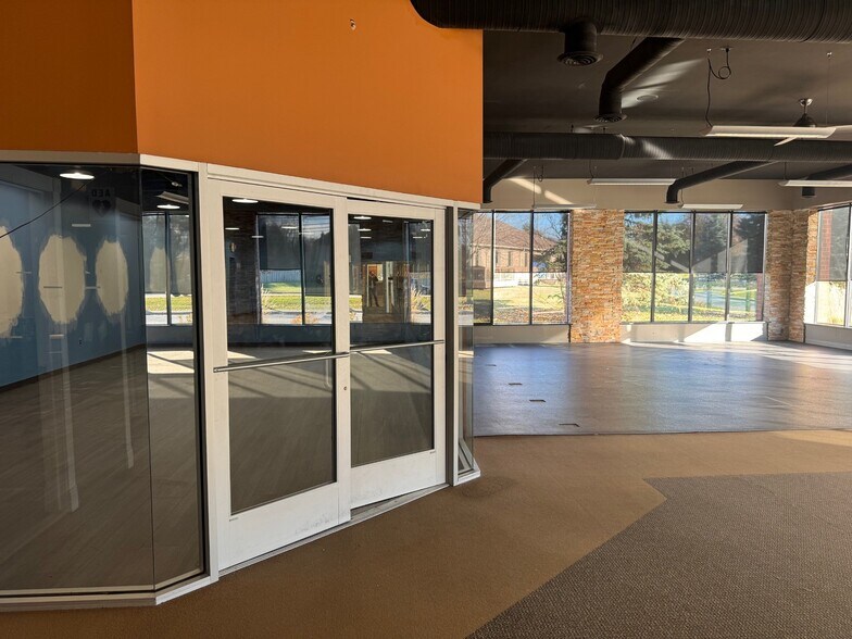 More Photos Of 23211 21 Mile Rd, Macomb Freestanding For Lease