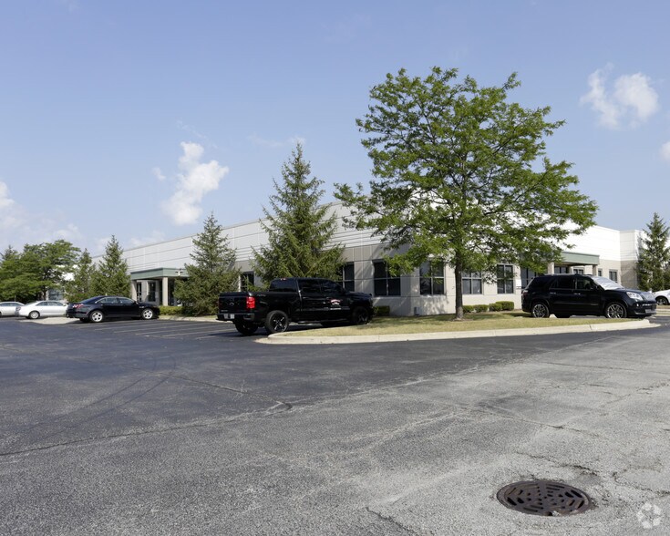 More Photos Of 8910 W 192nd St, Mokena Manufacturing For Lease