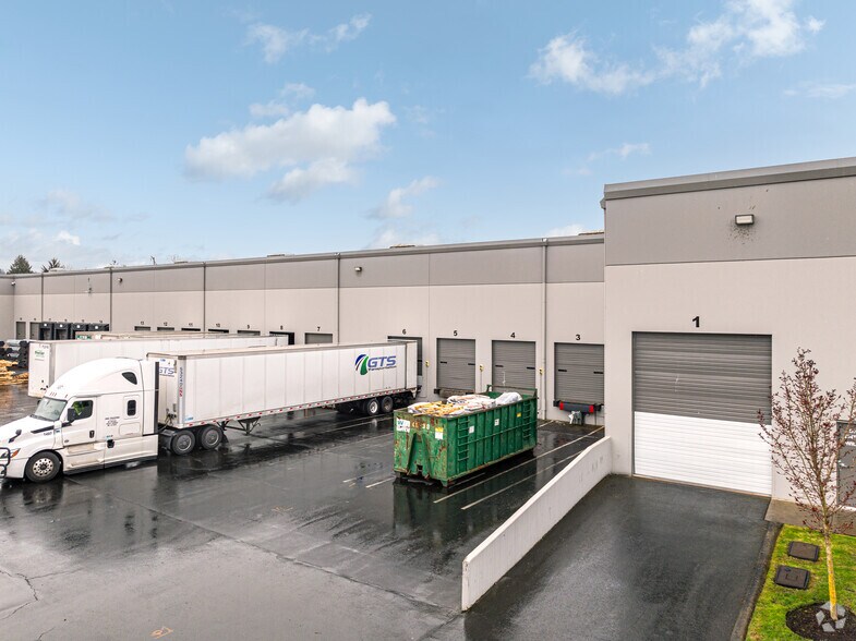 More Photos Of 4810 D St NW, Auburn Distribution For Lease