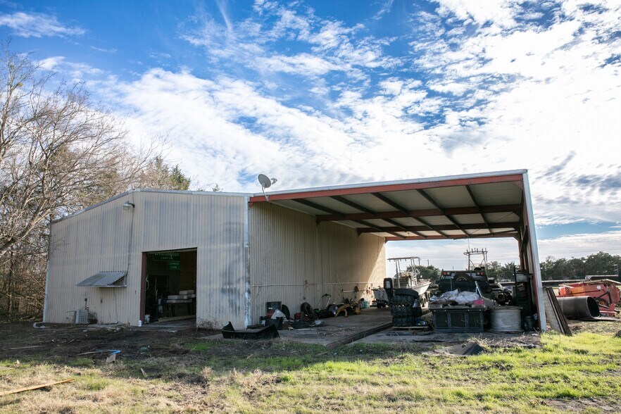 More Photos Of 30 Red Tip Ln, Brenham Land For Sale