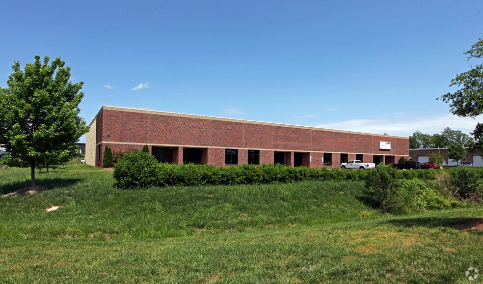 More Photos Of 1010 Van Buren Ave, Indian Trail Light Distribution For Lease