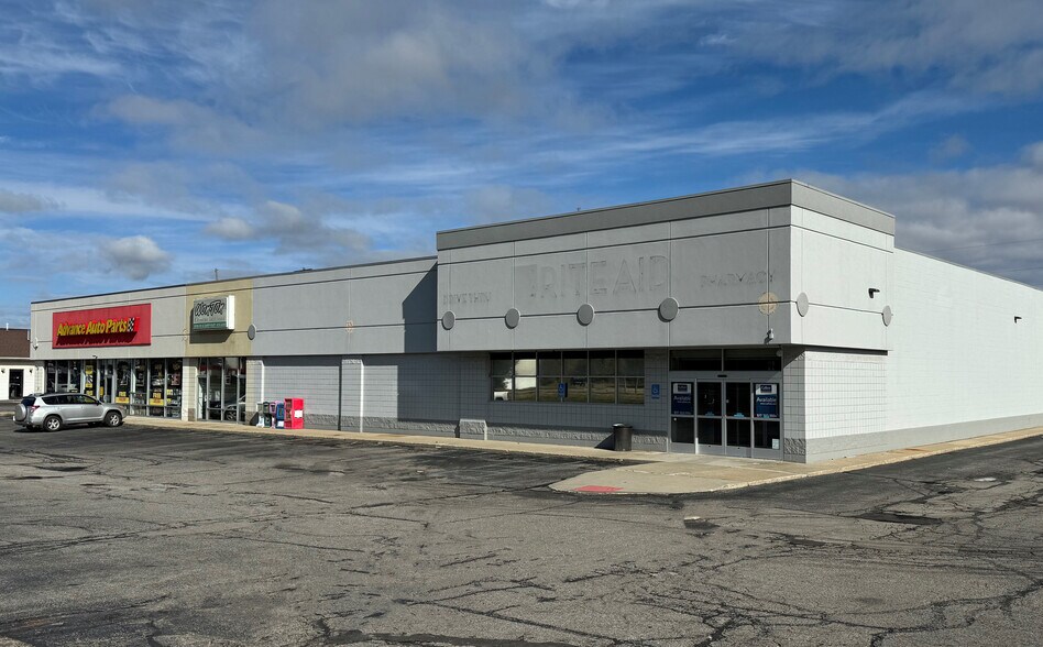 Primary Photo Of 610 N Cedar St, Mason Unknown For Lease