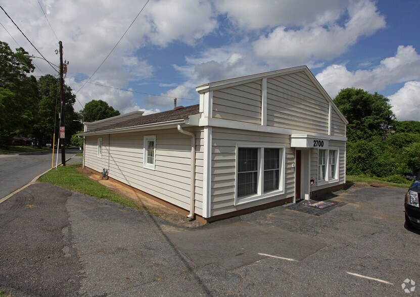 More Photos Of 2700 Monroe Rd, Charlotte Office For Sale
