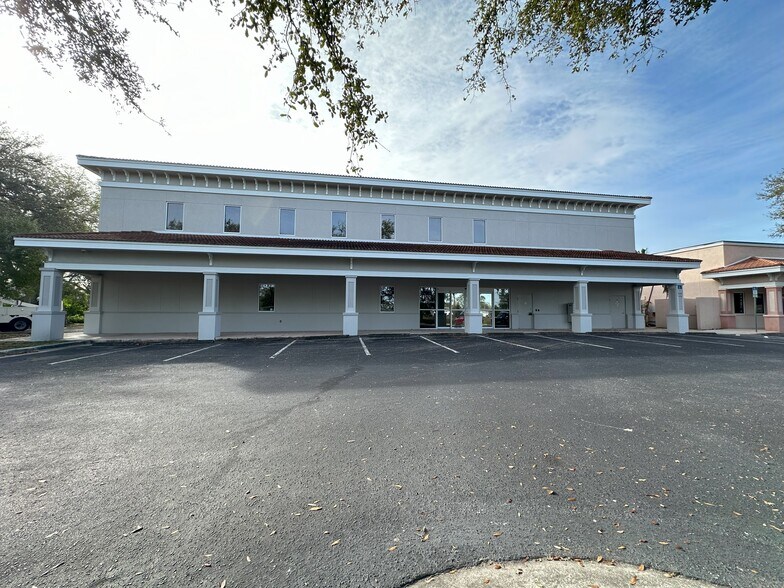 More Photos Of 4937 Clark Rd, Sarasota Medical For Sale