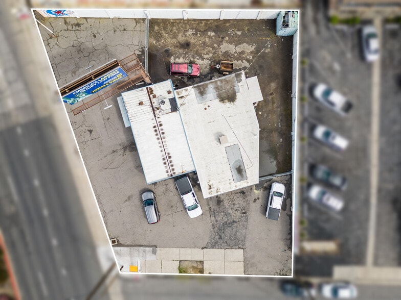 More Photos Of 2000 Union Ave, Bakersfield Auto Repair For Sale