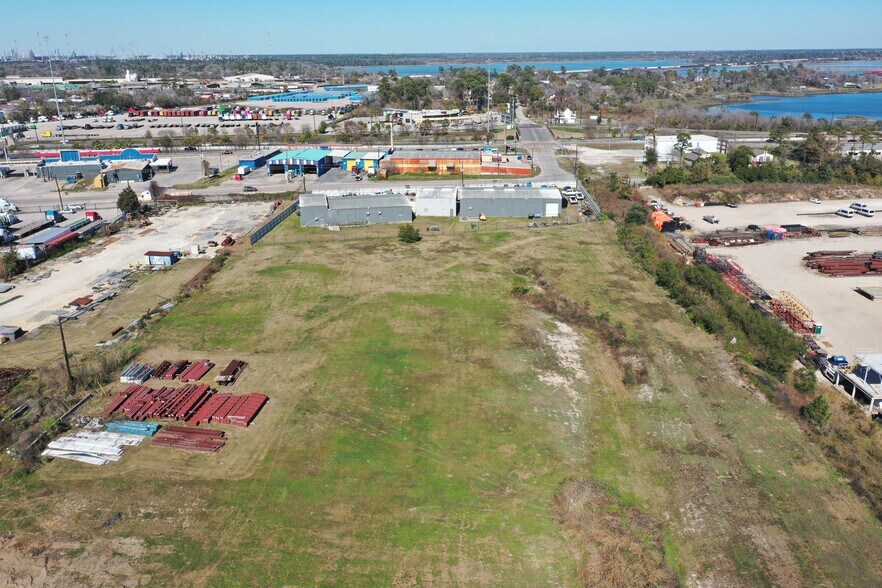 More Photos Of 17130 Market St, Channelview Warehouse For Sale
