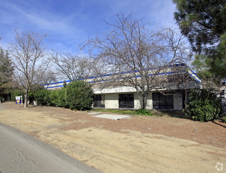 More Photos Of 803 Vaca Valley Pky, Vacaville Warehouse For Lease