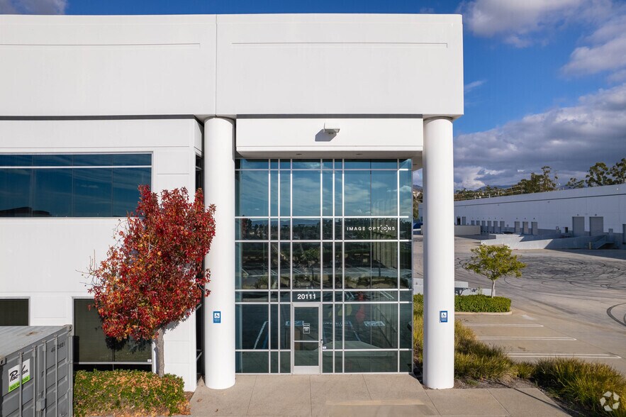 More Photos Of 20131 Ellipse, Foothill Ranch Manufacturing For Lease