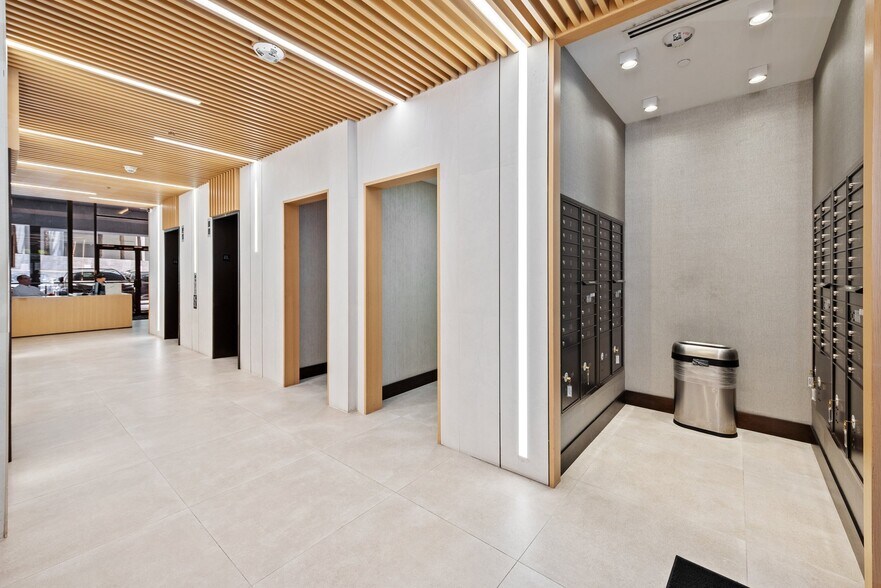 More Photos Of 1110 Brickell Ave, Miami Office For Sale