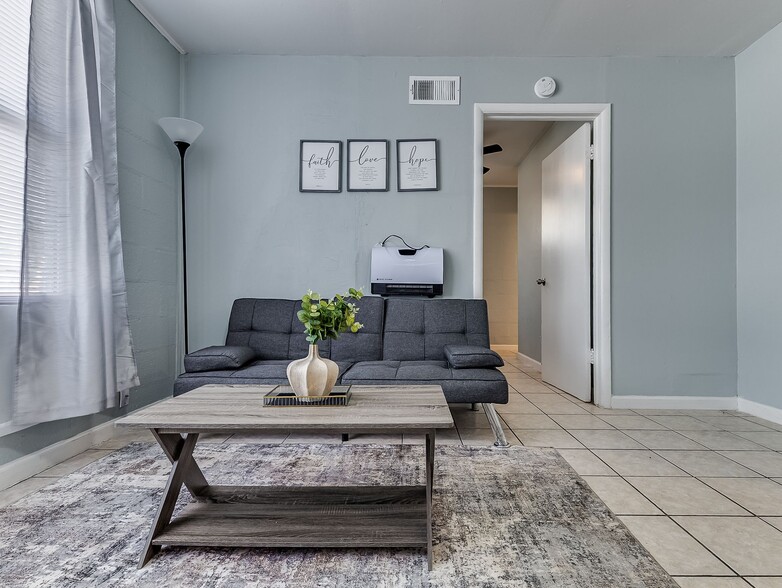 More Photos Of 506 SW 24th St, Oklahoma City Apartments For Sale