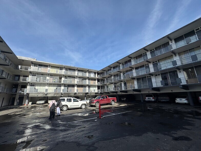 More Photos Of 430 Lake St, Reno Hotel For Sale