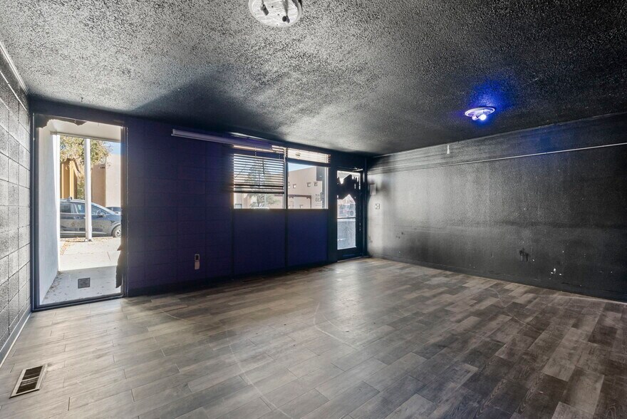 More Photos Of 710-712 S Tejon St, Colorado Springs Office For Sale