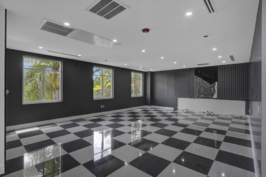 More Photos Of 15620 SW 29th St, Miramar Medical For Sale