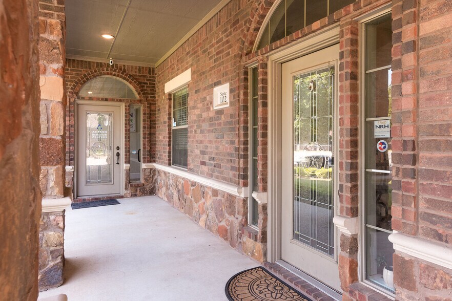 More Photos Of 7956 Davis Blvd, North Richland Hills Medical For Lease