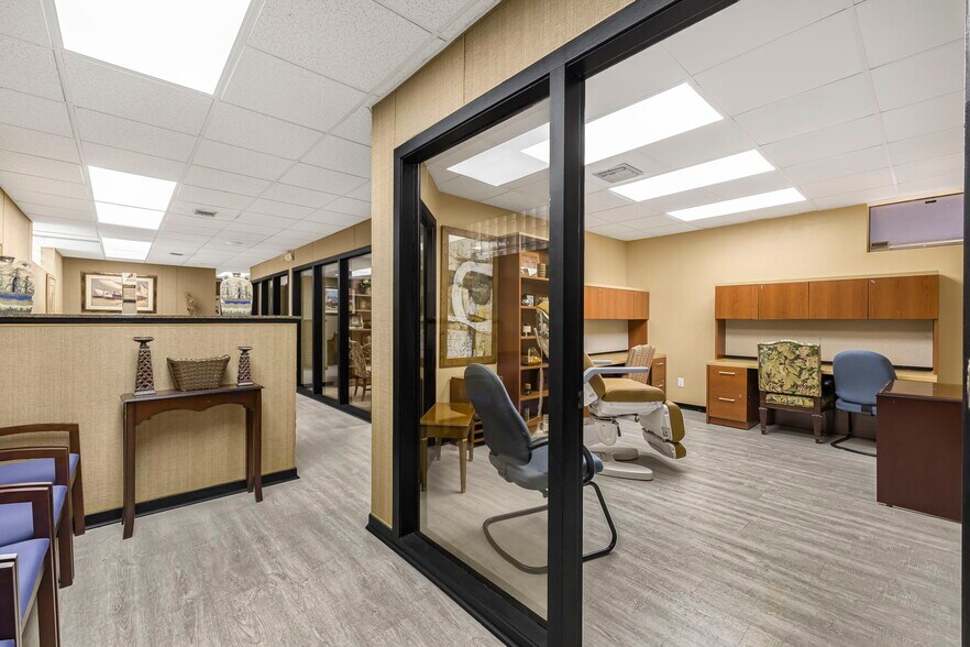 More Photos Of 101 Madeira Ave, Coral Gables Medical For Sale