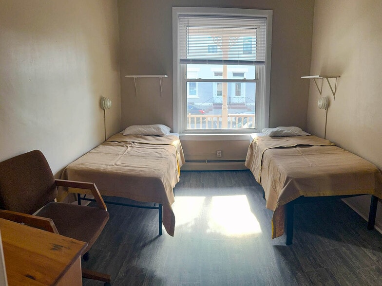 More Photos Of 118-122 S 10th St, Lebanon Congregate Senior Housing For Sale