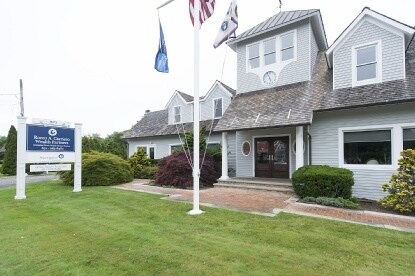 More Photos Of 1673 North Hwy, Southampton Storefront Retail Office For Lease