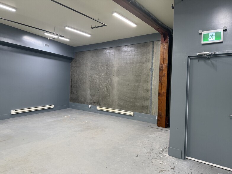 More Photos Of 9059-9079 Shaughnessy St, Vancouver Warehouse For Sale