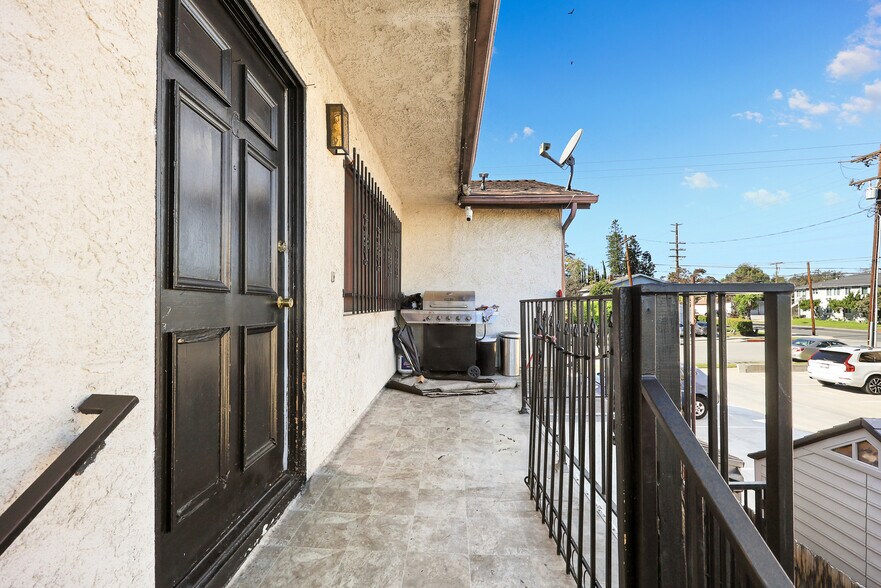 More Photos Of 312 S Pine St, San Gabriel Apartments For Sale