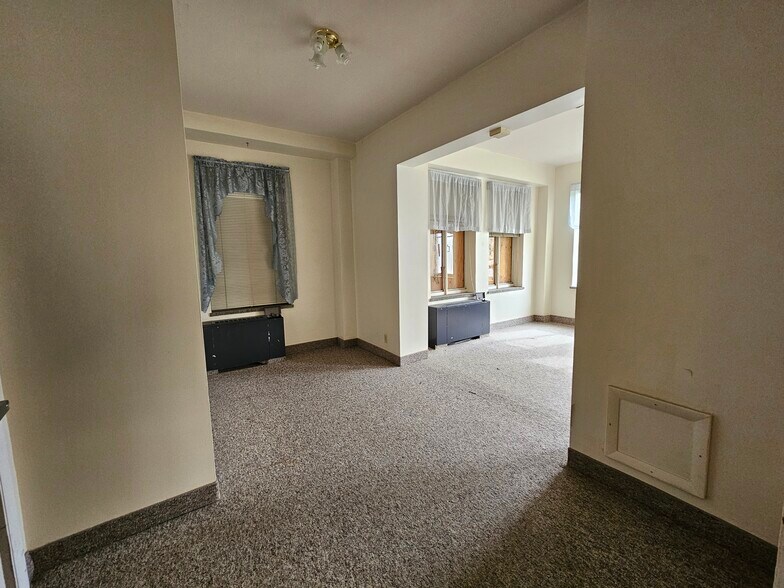 More Photos Of 1109 6th Ave N, Great Falls Assisted Living For Sale