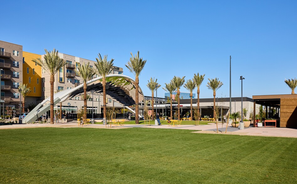 More Photos Of 777 S Novus Pl, Tempe Unknown For Lease