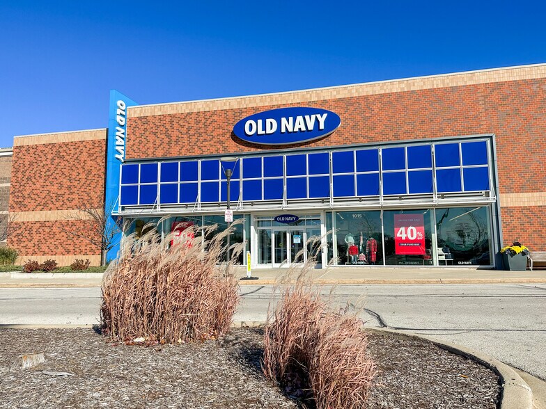 More Photos Of 999 Elmhurst Rd, Mount Prospect Unknown For Lease