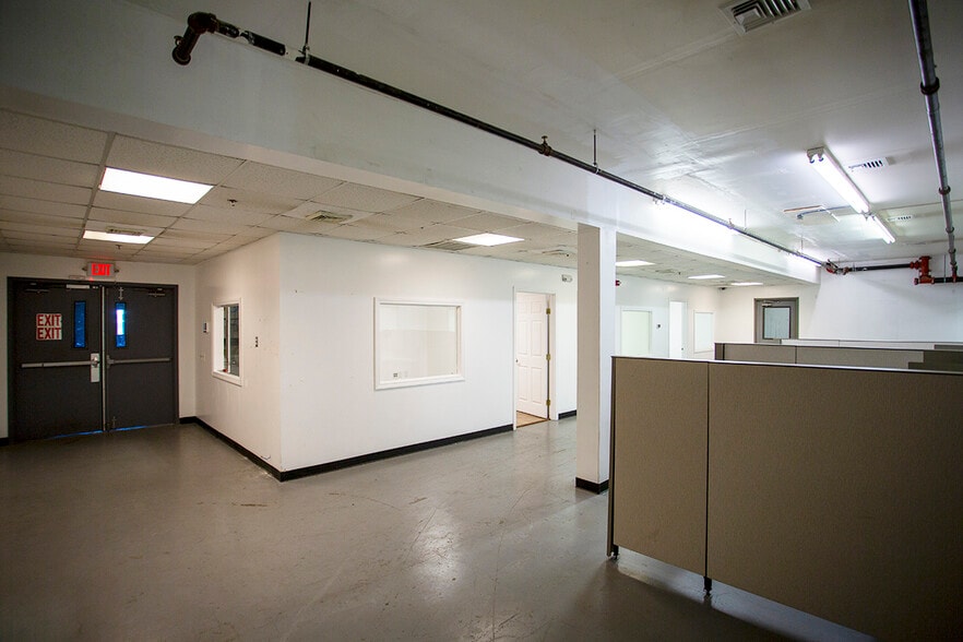 More Photos Of 435 Lancaster St, Leominster Office For Lease