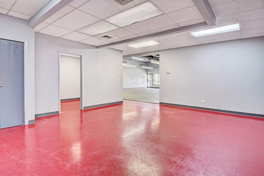 More Photos Of 5290 Arapahoe Ave, Boulder Unknown For Lease