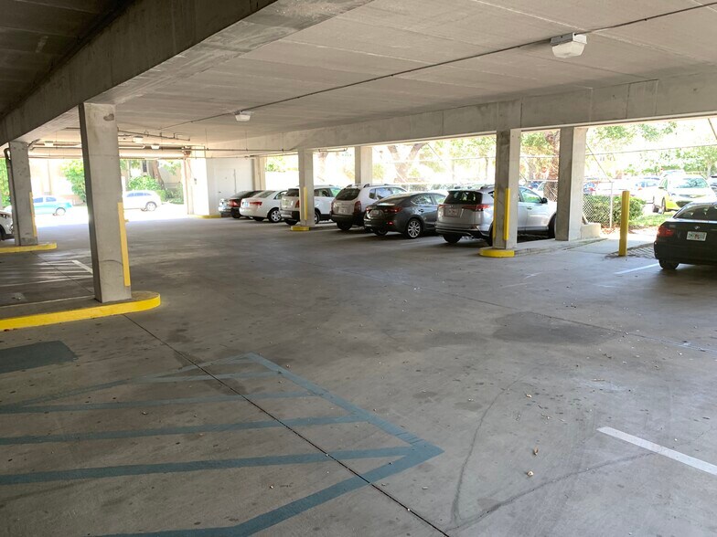 More Photos Of 2111 W Swann Ave, Tampa Medical For Lease