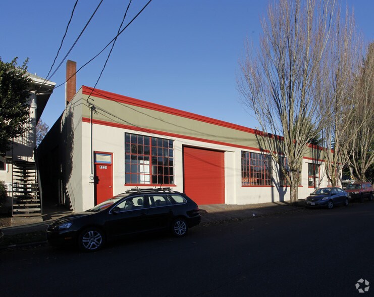 More Photos Of 1321 NE Davis St, Portland Unknown For Lease