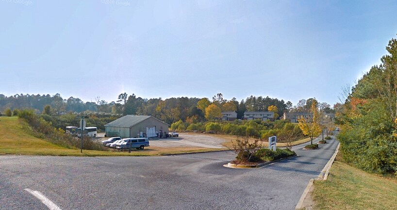 More Photos Of 217 Knollwood Apartments dr, Lancaster Warehouse For Sale